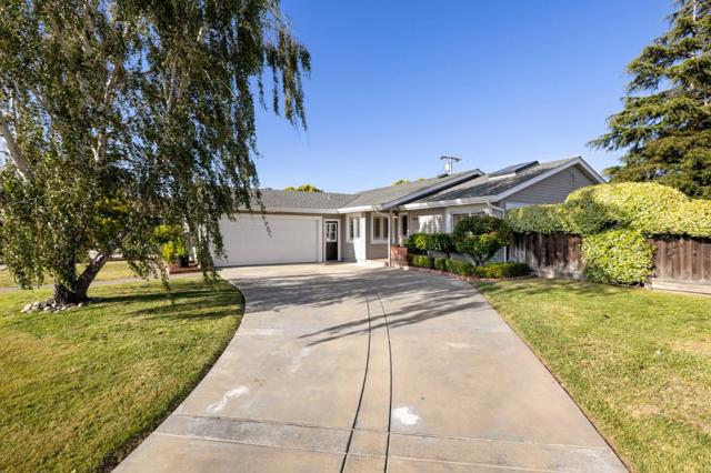 3257 Llano Street, San Mateo CA: https://media.crmls.org/mediaz/5aaee469-99d6-4fc4-b2a2-c7dda338382f.jpg