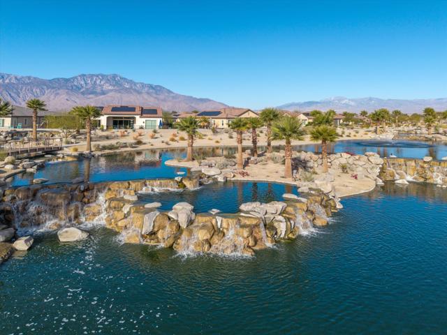 15 Tannin, Rancho Mirage CA: https://media.crmls.org/mediaz/5ab0fc5f-7c18-4c88-8cdc-b152004a62e6.jpg