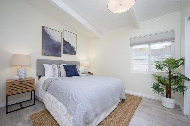 3222 Ramona Street, Palo Alto CA: https://media.crmls.org/mediaz/5ab16af6-b2f6-4fee-8e59-c3b1c7e6d70b.jpg