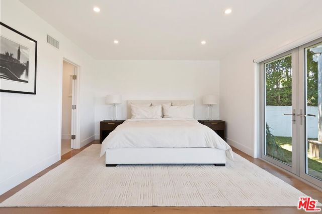 3482 Vista Haven Road, Sherman Oaks CA: https://media.crmls.org/mediaz/5ab1c25d-108c-46ab-a58b-d5bb420cb125.jpg
