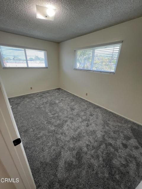 2943 Lexington Drive, Ventura CA: https://media.crmls.org/mediaz/5ab2a519-7a94-413b-a736-ff61dee5cd44.jpg