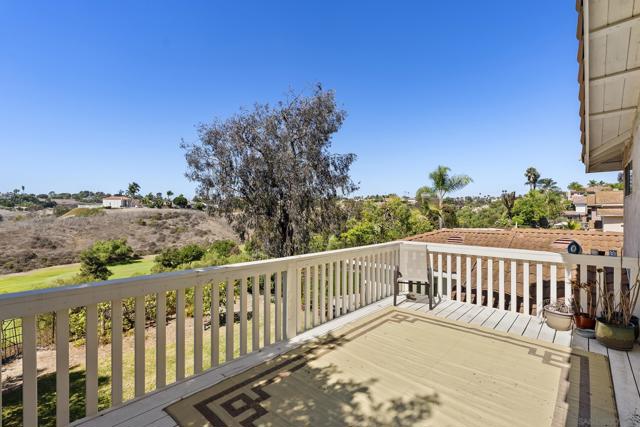 2332 Back Nine St, Oceanside CA: https://media.crmls.org/mediaz/5ab37a0e-a6d6-4059-ab63-85e32bd0237f.jpg