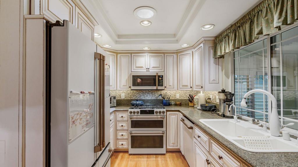 4523 Cather Avenue - photo 10