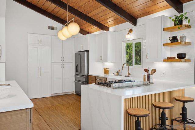 1717 Archer Street, San Diego CA: https://media.crmls.org/mediaz/5ab48dd5-df58-4d94-8881-d5a2a23634a8.jpg