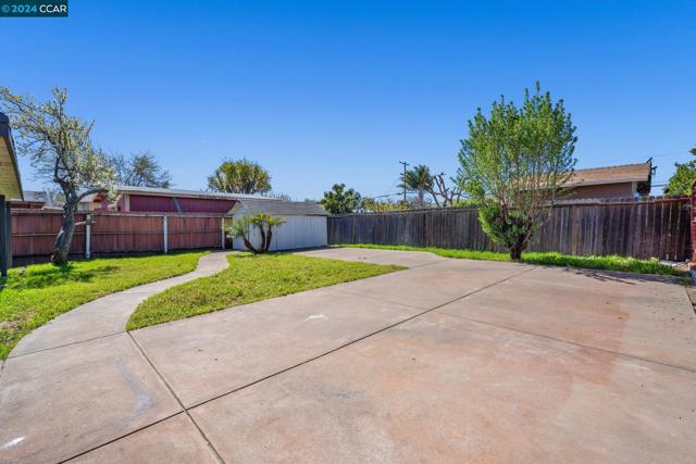 35 Canal Dr, Bay Point, California 94565, 2 Bedrooms Bedrooms, ,1 BathroomBathrooms,Single Family Residence,For Sale,Canal Dr,41053687