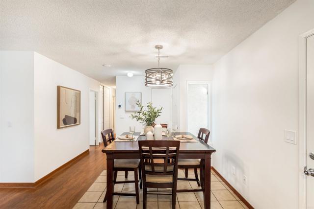 Detail Gallery Image 4 of 25 For 663 Charles Dr, Oceanside,  CA 92057 - 4 Beds | 2 Baths