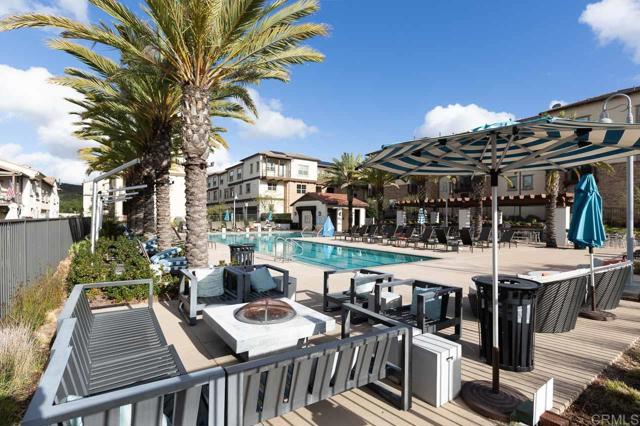 Detail Gallery Image 21 of 26 For 877 Blackstone Drive, San Marcos,  CA 92078 - 2 Beds | 2 Baths