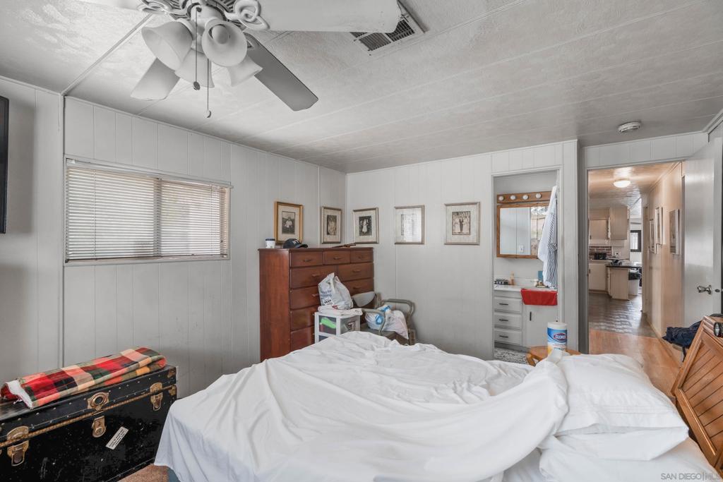 MLS #250039285SD image #7