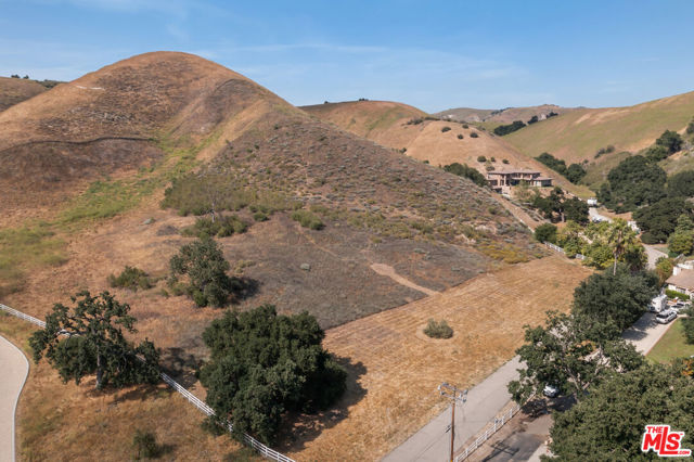 0 E Blythedale Road, Agoura Hills CA: https://media.crmls.org/mediaz/5aba5d2e-71fa-483f-8245-dcadcec712e9.jpg