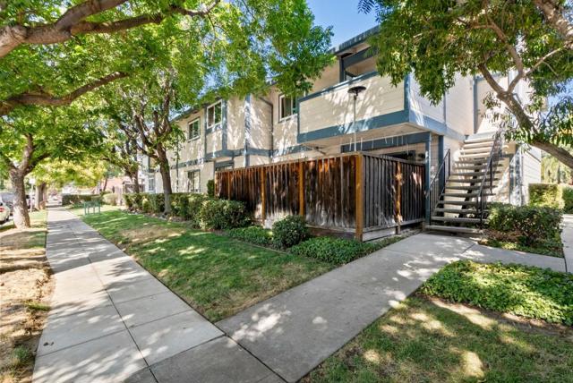 1376 Palm Street, San Jose CA: https://media.crmls.org/mediaz/5aba9fde-5893-4674-a46a-e2de199a4143.jpg