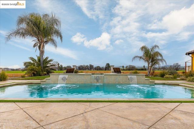 3600 Byer Rd, Byron CA: https://media.crmls.org/mediaz/5abaeb81-dabe-47a8-85c7-d23bade7b943.jpg