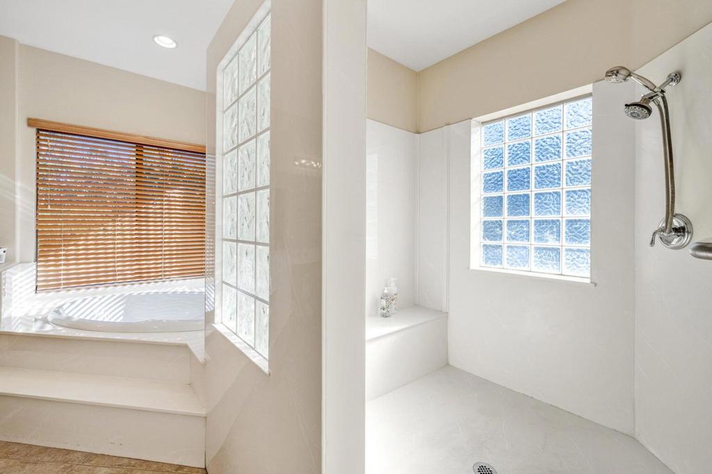 MLS #219132093DA image #32