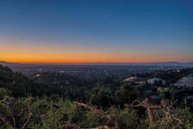 136 Teresita Way, Los Gatos CA: https://media.crmls.org/mediaz/5abc0698-26ef-41f5-82fc-9a04196754b1.jpg