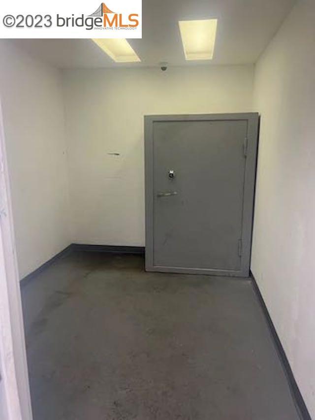900 75Th Ave, Oakland, California 94621, ,Commercial Sale,For Sale,75Th Ave,41017473