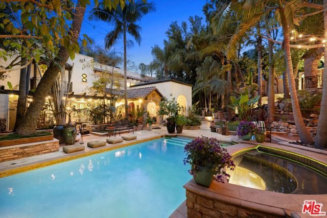 2276 La Granada Drive, Los Angeles CA: https://media.crmls.org/mediaz/5abd9e93-d229-4b2c-bb0d-6cd755144b97.jpg