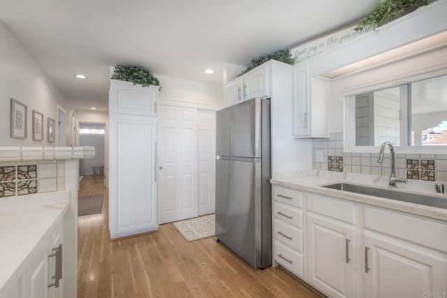 Detail Gallery Image 32 of 67 For 6506 Oceanview Dr, Carlsbad,  CA 92011 - 2 Beds | 2 Baths