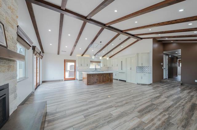 10883 Assisi Way, Salinas CA: https://media.crmls.org/mediaz/5abf5df0-f051-48cd-8106-01c5487cd6cf.jpg