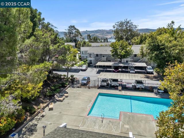 900 Southampton Rd, Benicia CA: https://media.crmls.org/mediaz/5ac0d15a-faad-43ea-b39f-ffc25d07545d.jpg