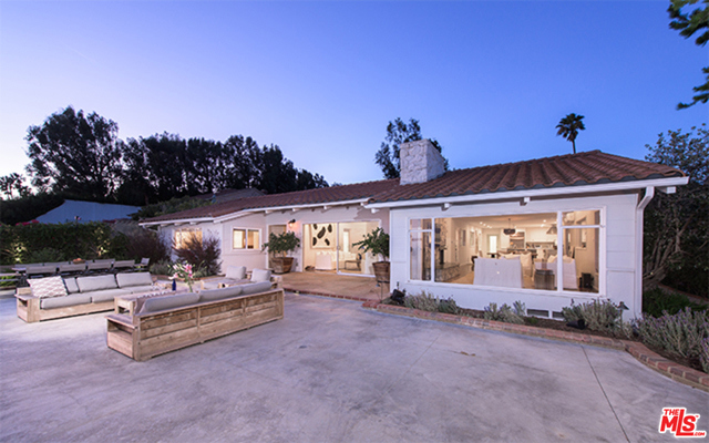 28028 SEA LANE Drive, Malibu CA: https://media.crmls.org/mediaz/5ac13e33-9333-4f1f-ac96-e9382b8a81ac.jpg