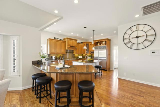 2525 Bridle Path Drive, Gilroy CA: https://media.crmls.org/mediaz/5ac143bb-bab7-4dab-859a-01d9ef5c4e2f.jpg