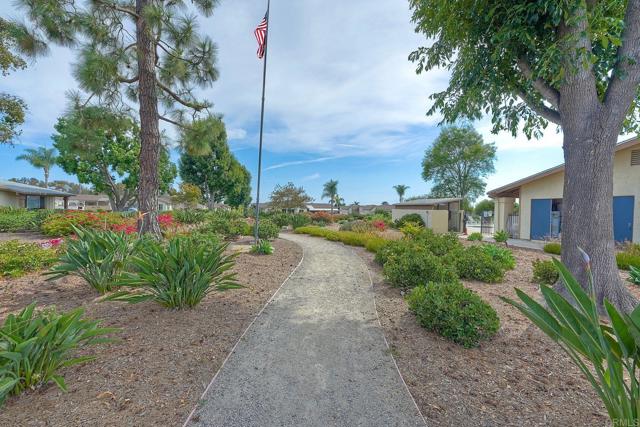 Detail Gallery Image 22 of 28 For 1014 Plover Way, Oceanside,  CA 92057 - 2 Beds | 2 Baths