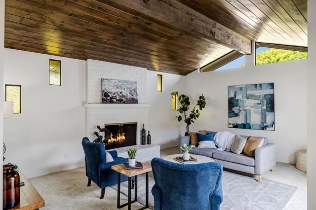981 Sierra Madre Drive, Salinas CA: https://media.crmls.org/mediaz/5ac35d2e-60c9-4eeb-bfe5-2d6572726434.jpg