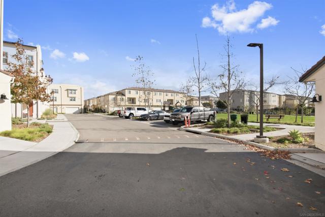 5230 Calle Rockfish, San Diego CA: https://media.crmls.org/mediaz/5ac3c1db-d156-4411-b313-ebfd6d6e0eea.jpg