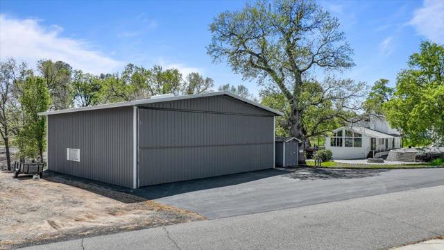 20944 Woodside Way, Groveland CA: https://media.crmls.org/mediaz/5ac404ea-90ea-4b55-8164-b39a2dfa78f2.jpg