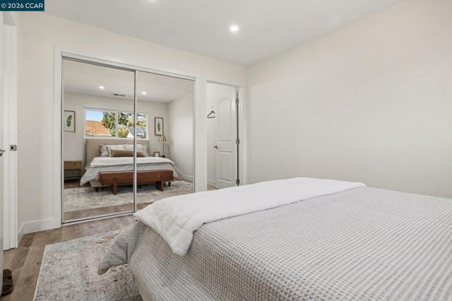 Image 16 of 29 For 2579 Montgomery Ave