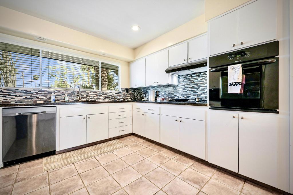 MLS #219144947DA image #11