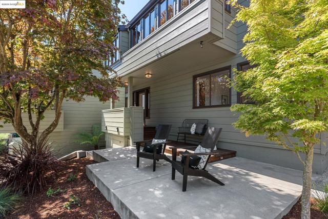 737 Woodhaven Rd, Berkeley CA: https://media.crmls.org/mediaz/5ac5f2d2-439f-4af6-9598-c731774617f1.jpg