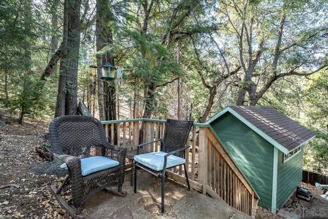 22230 Crestline Rd, Palomar Mountain CA: https://media.crmls.org/mediaz/5ac60d6e-eda2-42d8-9057-3ff69d733ba9.jpg