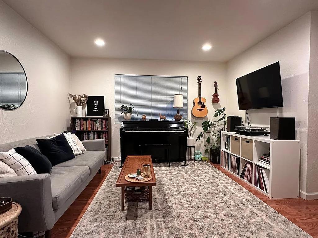 5Ac6B22F D7E1 4Dec A22A 49E05316C11B 1564 Hollenbeck Avenue #2, Sunnyvale, Ca 94087 &Lt;Span Style='BackgroundColor:transparent;Padding:0Px;'&Gt; &Lt;Small&Gt; &Lt;I&Gt; &Lt;/I&Gt; &Lt;/Small&Gt;&Lt;/Span&Gt;