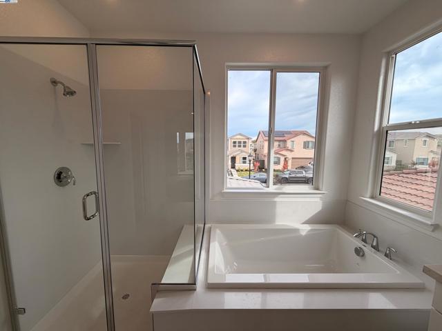 10349 Baldy Dr, Stockton CA: https://media.crmls.org/mediaz/5ac89433-e8fa-43c3-a14e-0a8a8e38dc6a.jpg