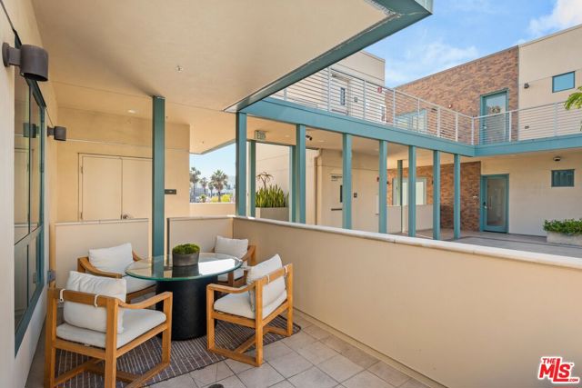 2300 Wilshire Boulevard, 219 photo 8
