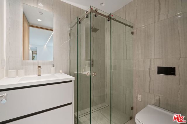 2180 Stradella Road, Los Angeles CA: https://media.crmls.org/mediaz/5ac90cc9-06b8-4f4b-9788-251d5b2ba5e9.jpg