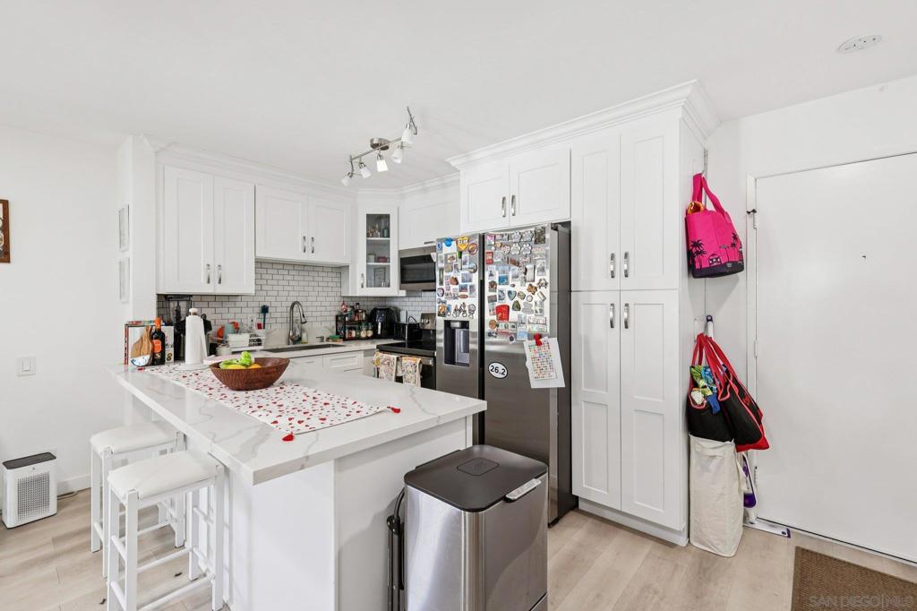 4600 Lamont St - photo 2