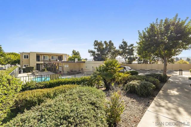 12609 Robison Blvd, Poway, California 92064, 2 Bedrooms Bedrooms, ,2 BathroomsBathrooms,Condominium,For Sale,Robison Blvd,250016874SD