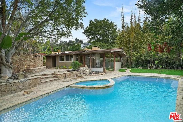 Drew Fenton | 800 Bramble Way Los Angeles CA | MLS: 7446523 Drew Fenton | 800 Bramble Way Los Angeles CA | MLS: 7446523