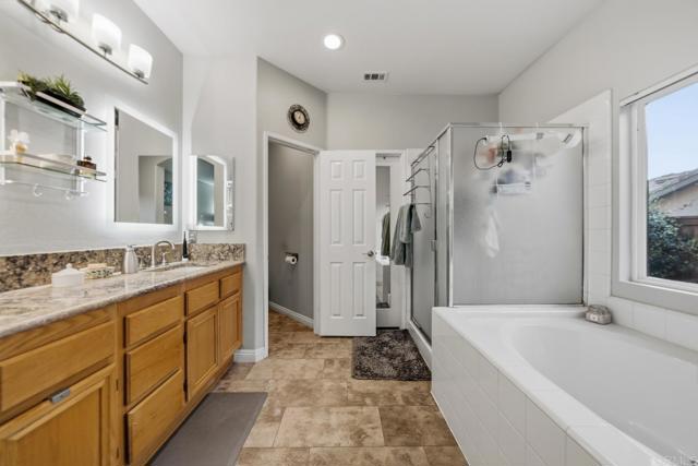 Detail Gallery Image 19 of 49 For 3146 Willow Tree Ln, Escondido,  CA 92027 - 3 Beds | 2 Baths