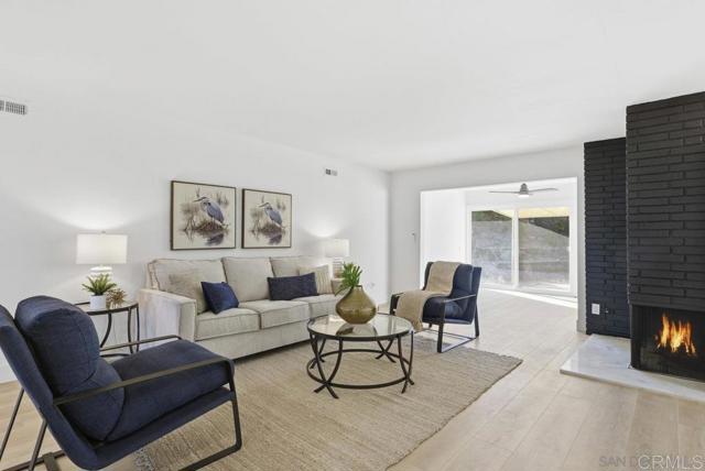 Detail Gallery Image 8 of 37 For 12209 Casero Pl, San Diego,  CA 92128 - 2 Beds | 2 Baths