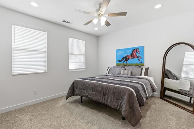 Detail Gallery Image 24 of 37 For 4367 Pacifica Way #2,  Oceanside,  CA 92056 - 3 Beds | 3/1 Baths