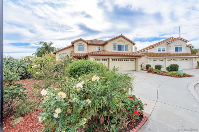 4515 Sculpture Court, Oceanside CA: https://media.crmls.org/mediaz/5acb6645-121e-4998-8ba9-34ba0bb208ec.jpg