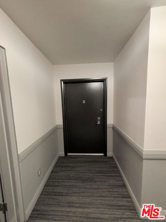 415 Montana Avenue #203