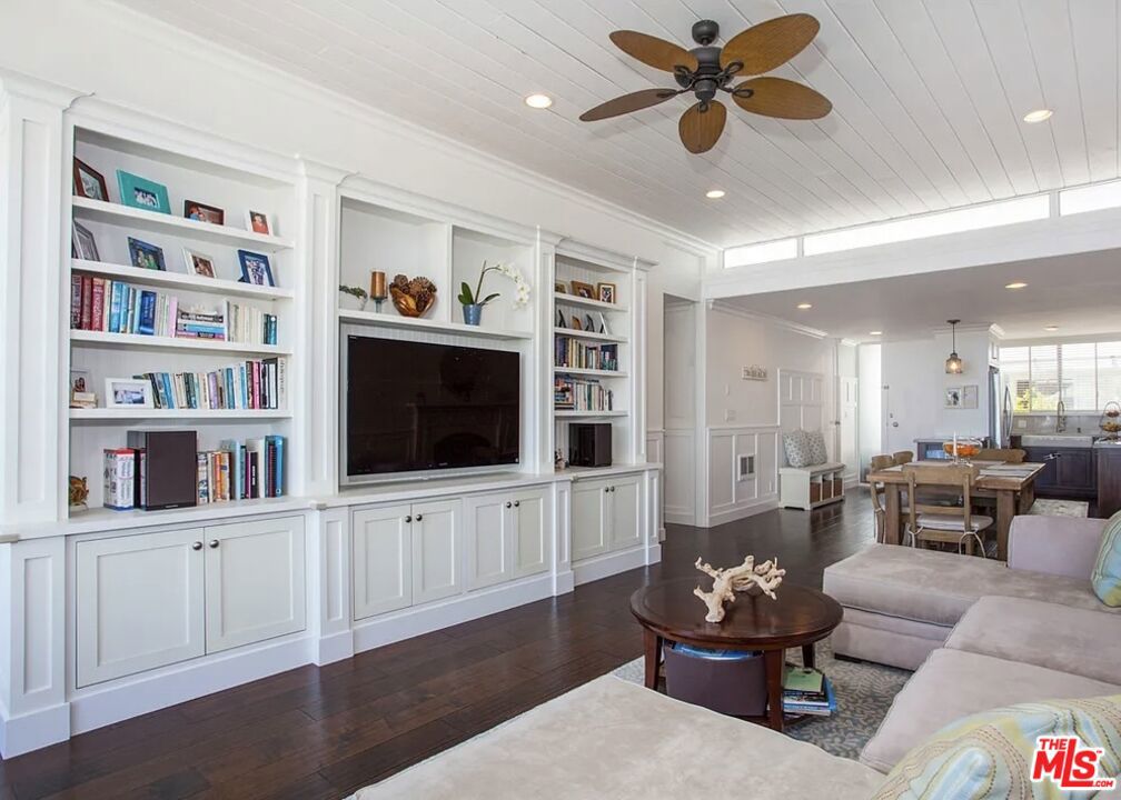 16601 Marquez Avenue #304