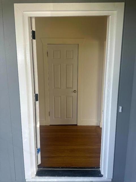 3050 22nd Avenue, Oakland CA: https://media.crmls.org/mediaz/5ace103d-d718-460a-ad92-aa90658ea224.jpg