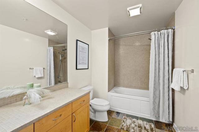 Image 23 of 45 For 1150 J St  421