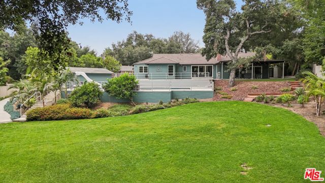 240 Oakhurst Lane, Arcadia CA: https://media.crmls.org/mediaz/5acf0c37-c2f0-40b3-8118-f667a7ec4021.jpg