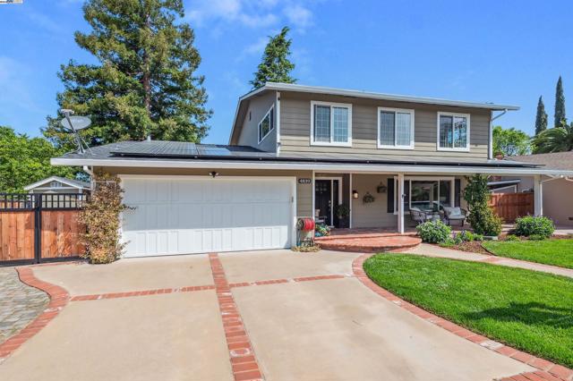 4839 Merganser Ct, Pleasanton CA: https://media.crmls.org/mediaz/5acfb4e0-43b6-4b0d-ab10-4b1d5dc0b9ea.jpg