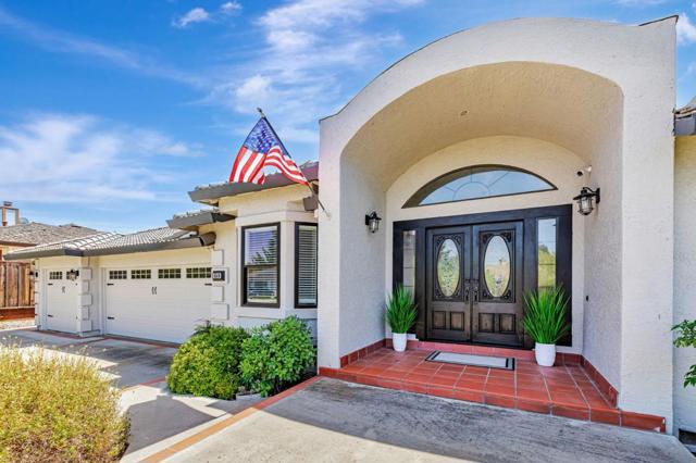 640 S Ridgemark Drive, Hollister CA: https://media.crmls.org/mediaz/5ad018be-c915-4f31-bacc-7cf7fe6858fa.jpg